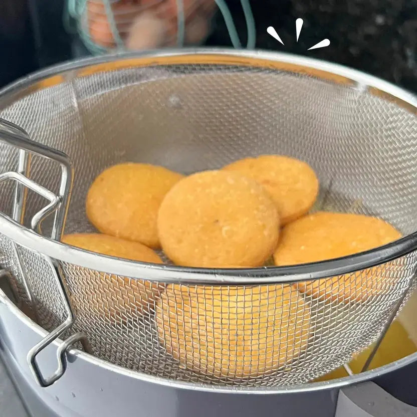 Caldero Aluminio con Canasta Freidora Esencial Cocina Criolla 26cm en oferta outlet Colombia saldos a huevo