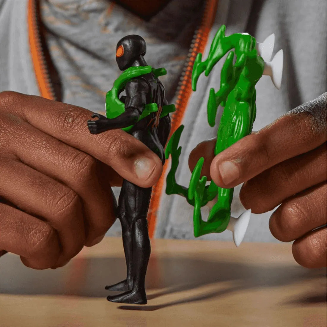 Marvel Spider-Man VenomVersus Miles Morales – Hasbro