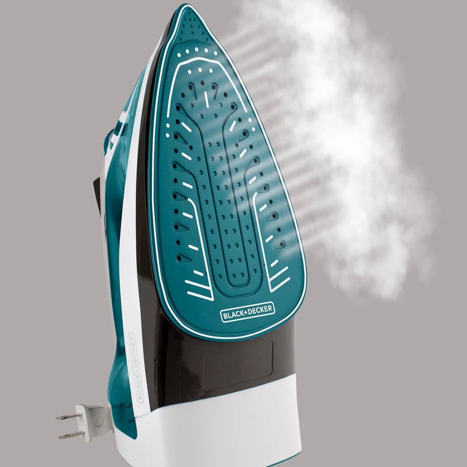 Plancha de Vapor SmartSteam ICR1924 con Suela Cerámica y Cable Retráctil - Black + Decker en oferta outlet Colombia saldos a huevo