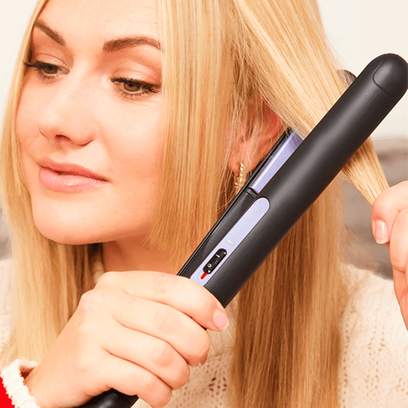 Combo Plancha Alisadora y Secador Remington libre de frizz D3016GP en oferta outlet Colombia saldos a huevo