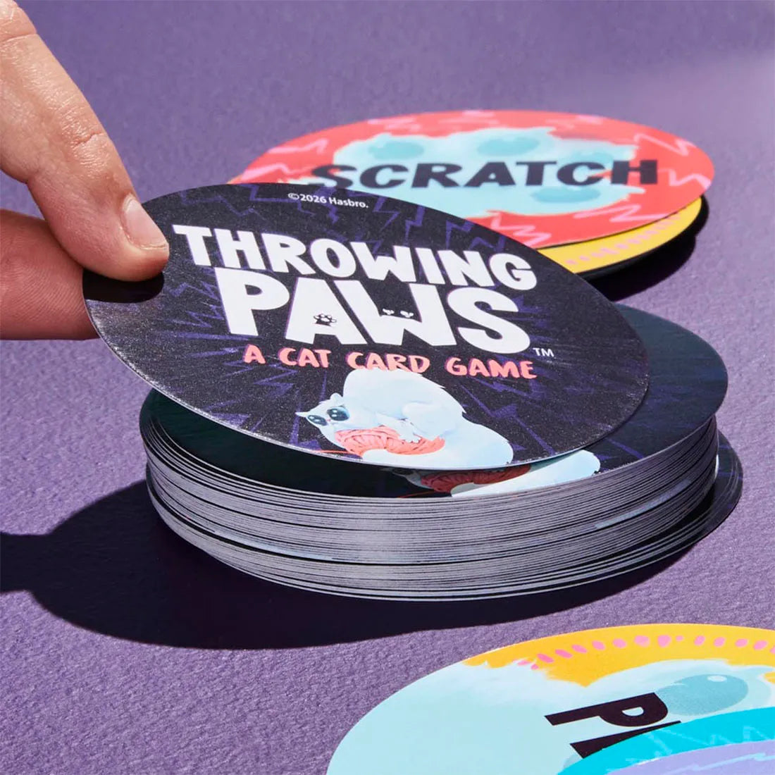 Juego de Mesa Throwing Paws – Hasbro Games en oferta outlet Colombia saldos a huevo
