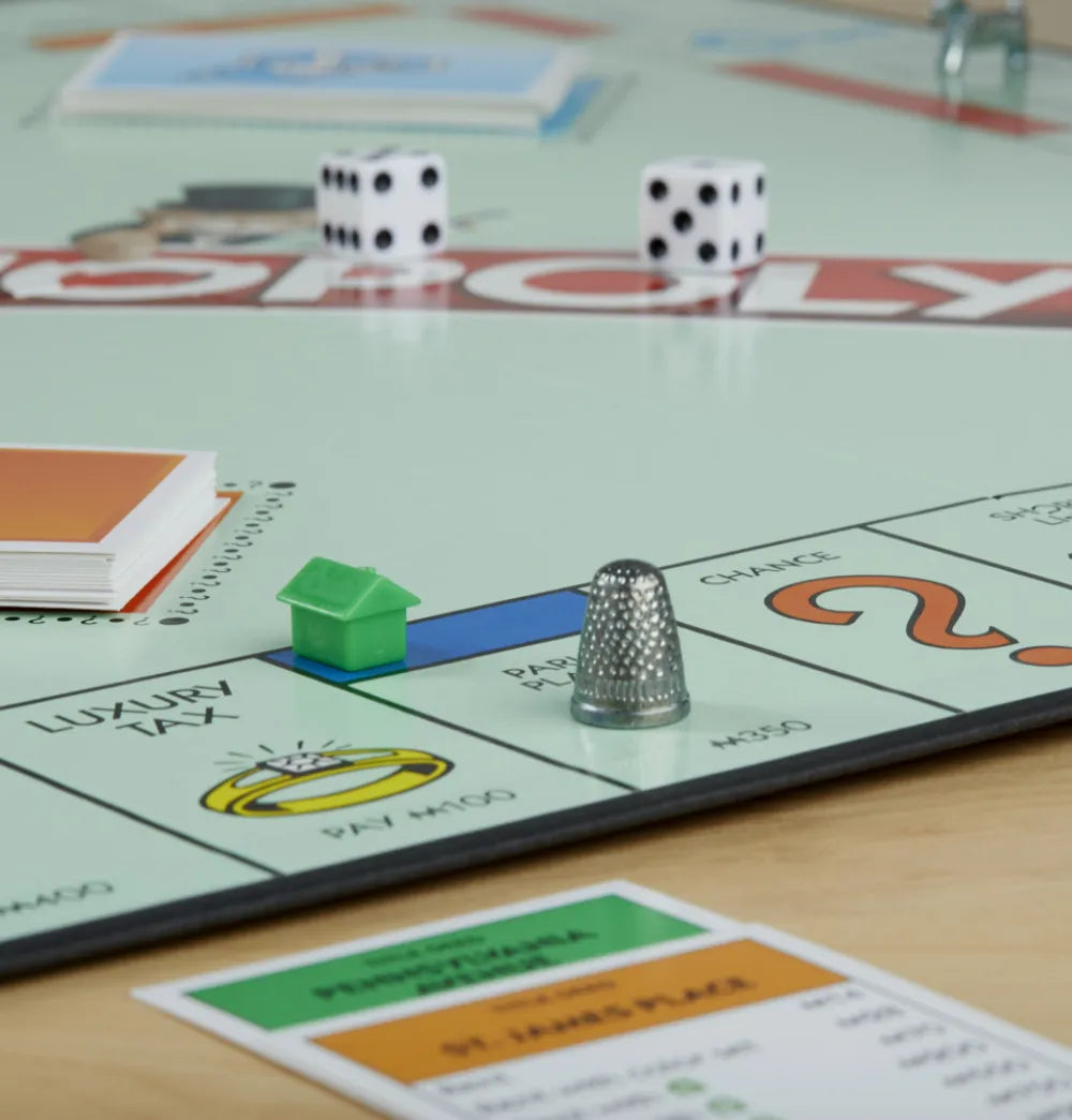 Monopoly Clásico C1009 - Hasbro en oferta outlet Colombia saldos a huevo