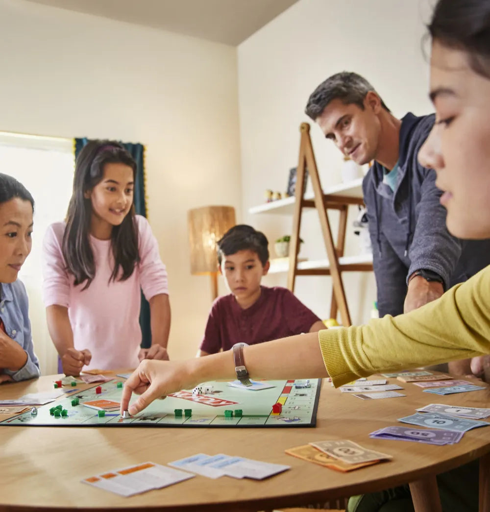 Monopoly Clásico C1009 - Hasbro en oferta outlet Colombia saldos a huevo