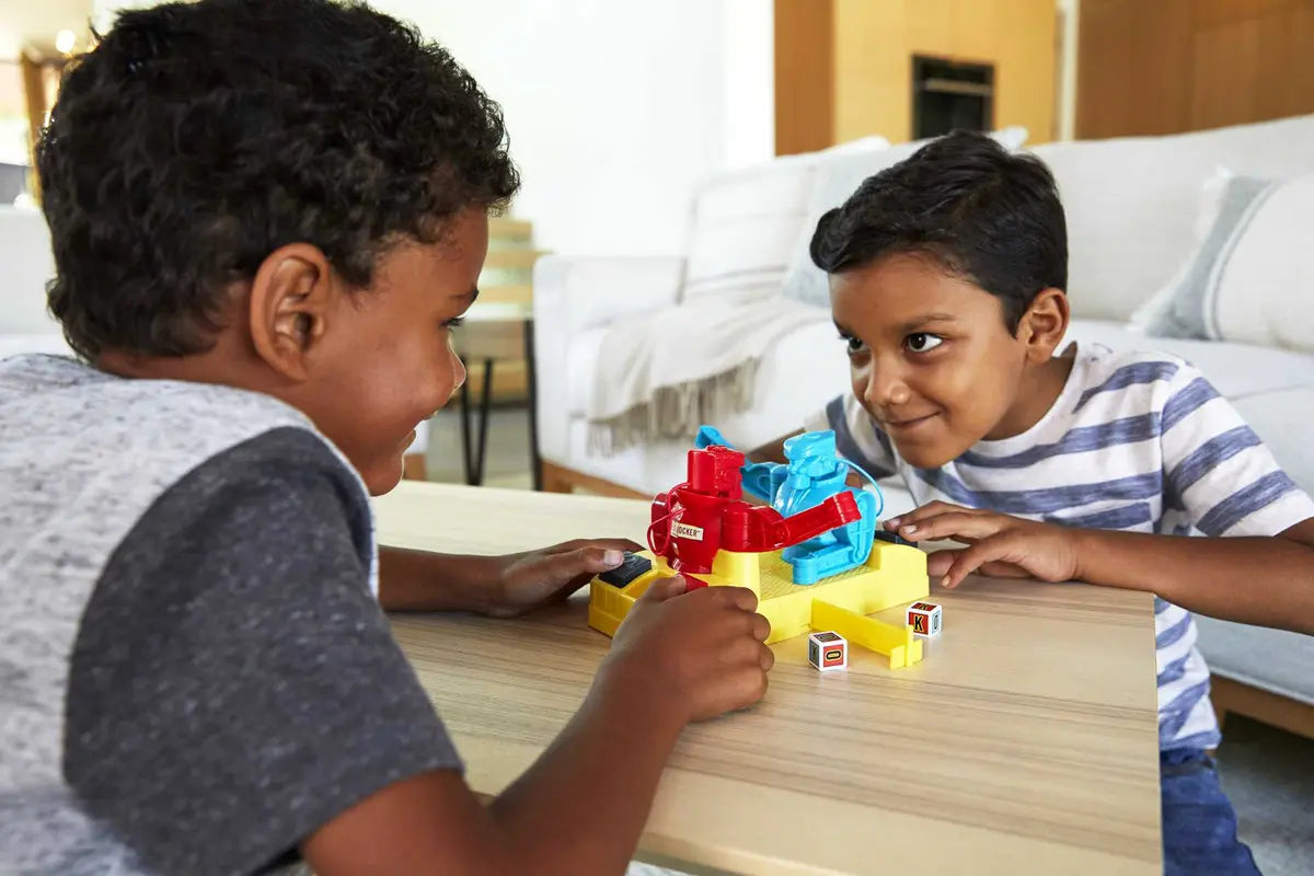 Juego de Mesa Rock 'Em Sock 'Em Robots – Mattel