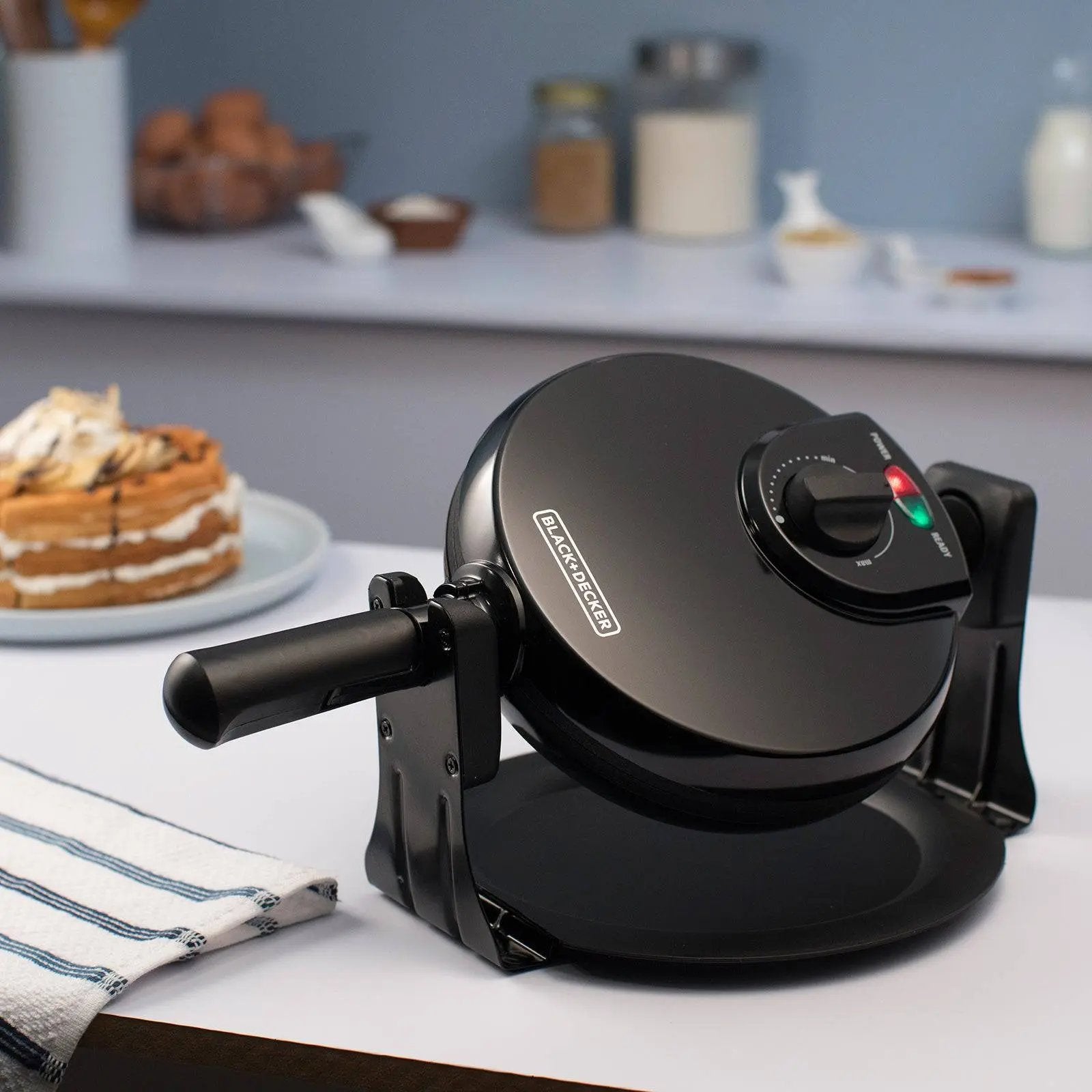 Waflera Estilo Belga Giratoria, Negro WM1000B - Black+Decker en oferta outlet Colombia saldos a huevo